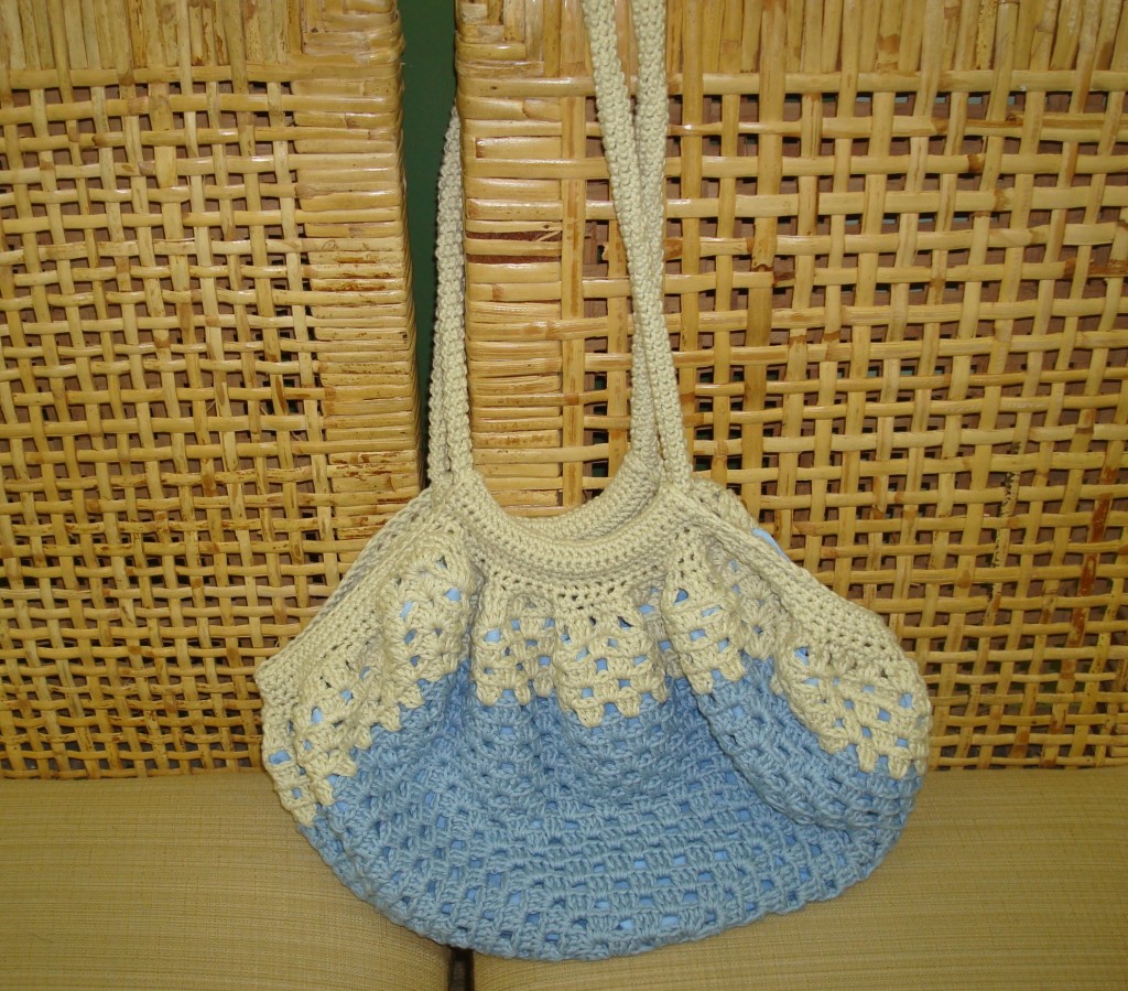 This granny square bag is made with worsted-weight cotton.